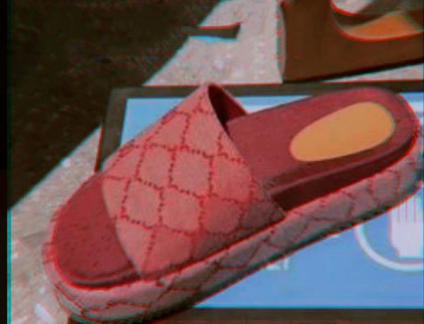 europe and the united states woman luxury fashion designer platform played beach slippers, Black
europe and the united states woman luxury fashion designer platform played beach slippers, Black