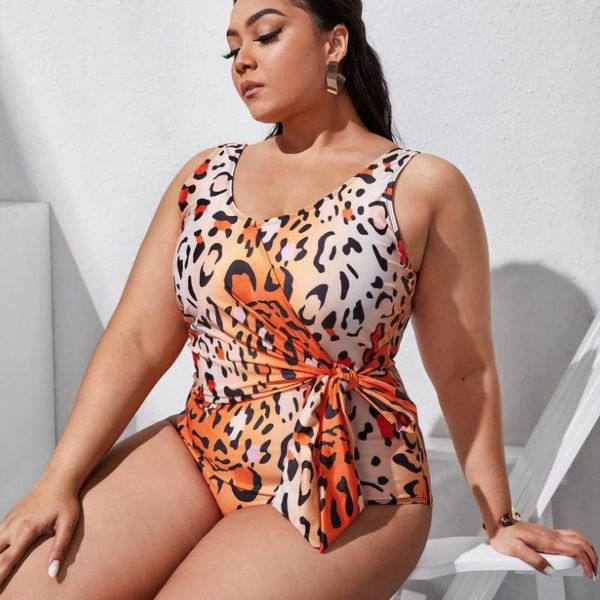 women's swimwear 2021 beach swimsuit large size printingr high waist conjoined body bikini rroba banje, White;black
women's swimwear 2021 beach swimsuit large size printingr high waist conjoined body bikini rroba banje, White;black