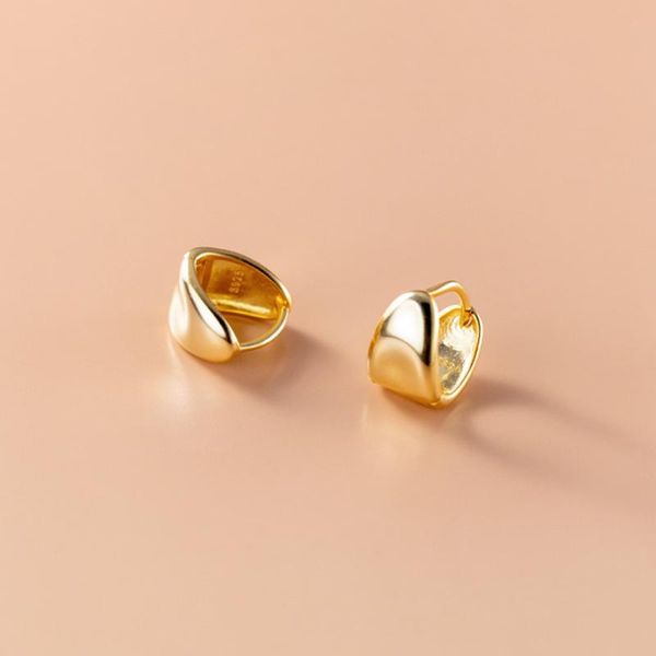 hoop & huggie 100% 925 sterling silver minimalist geometric punk triangle glossy short earrings for women party jewelry accessories gift, Golden;silver
hoop & huggie 100% 925 sterling silver minimalist geometric punk triangle glossy short earrings for women party jewelry accessories gift, Golden;silver
