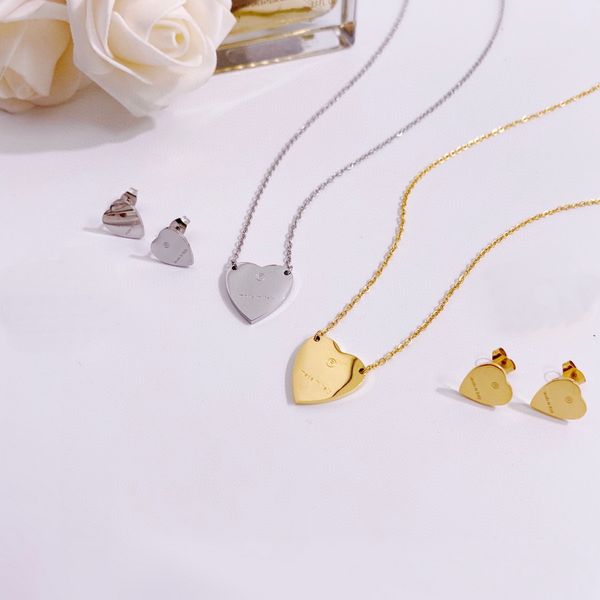 europe america fashion jewelry sets women lady titanium steel 18k plated gold earrings necklaces sets with g letter heart pendant, Silver
europe america fashion jewelry sets women lady titanium steel 18k plated gold earrings necklaces sets with g letter heart pendant, Silver