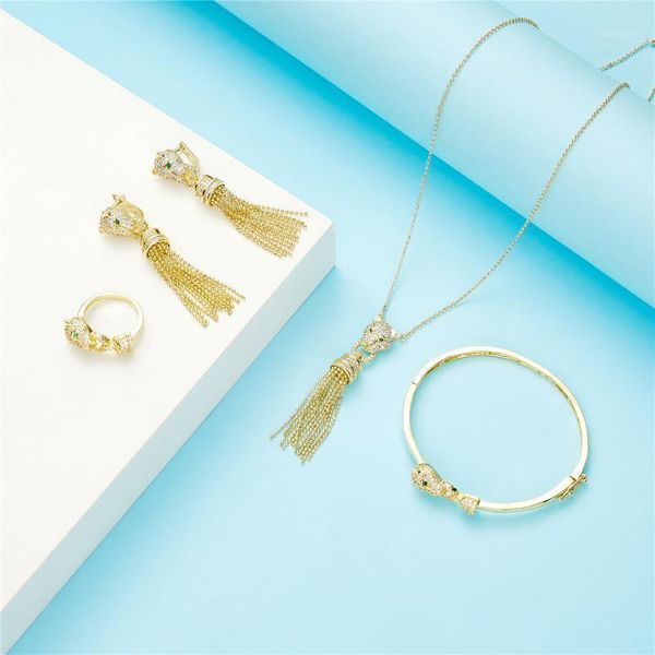 earrings & necklace 2021 sep summer design jewelry set for women fashion copper high quality, Silver
earrings & necklace 2021 sep summer design jewelry set for women fashion copper high quality, Silver