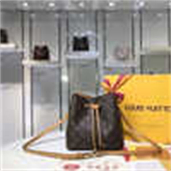 clutches brand designer luxury ale m44020 m44021 m44022 women's bag bag handbags iconic handles shoulder bags totes cross body evening
clutches brand designer luxury ale m44020 m44021 m44022 women's bag bag handbags iconic handles shoulder bags totes cross body evening