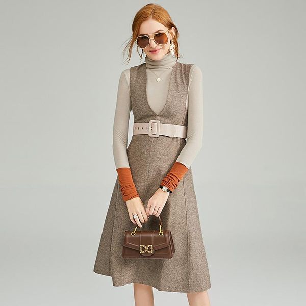 two piece dress sacred hawk temperament retro two-piece suit vintage set skirt long sleeve bodycon, White
two piece dress sacred hawk temperament retro two-piece suit vintage set skirt long sleeve bodycon, White