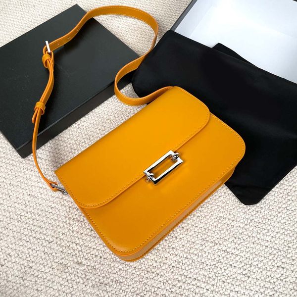 2021 cowhide crossbody bag fashion designers women handbag designer handbags luxury flap shoulder bags female luxurys shoulderbag size 24*17
2021 cowhide crossbody bag fashion designers women handbag designer handbags luxury flap shoulder bags female luxurys shoulderbag size 24*17