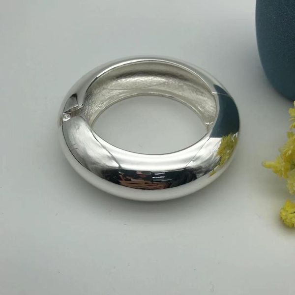 bangle fashion bracelet gold alloy simple wide opening bangles and women, Black
bangle fashion bracelet gold alloy simple wide opening bangles and women, Black