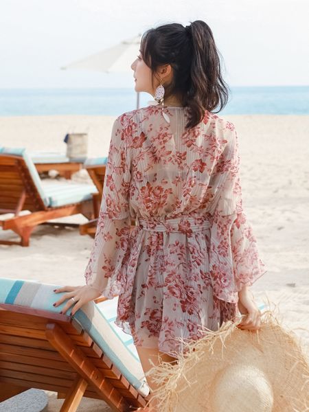 show 2020 new swimsuits cover the belly thin and small chest, White;black
show 2020 new swimsuits cover the belly thin and small chest, White;black