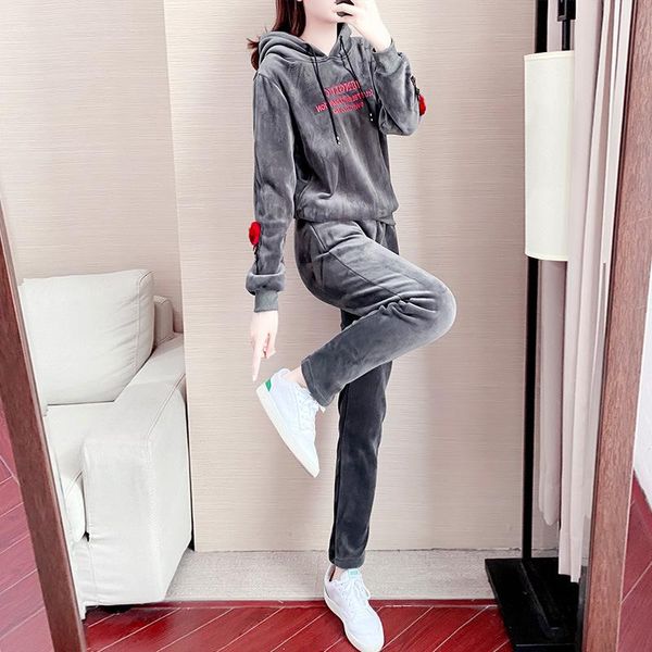 women's two piece pants gold velvet plus thick sports suit autumn and winter 2021 loose fashion sweater casual two-piece, White
women's two piece pants gold velvet plus thick sports suit autumn and winter 2021 loose fashion sweater casual two-piece, White