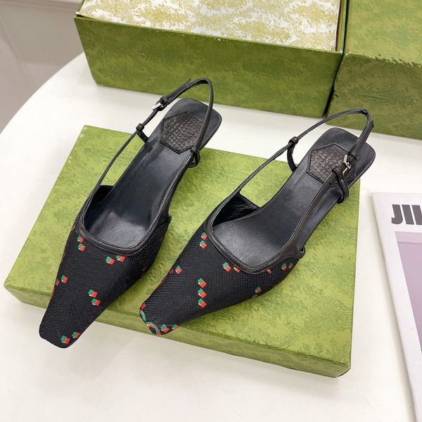 spring wedge sandals classics brand slippers summer flat sandals fashion leather beach shoes without box by newshoe01 00006, Black
spring wedge sandals classics brand slippers summer flat sandals fashion leather beach shoes without box by newshoe01 00006, Black