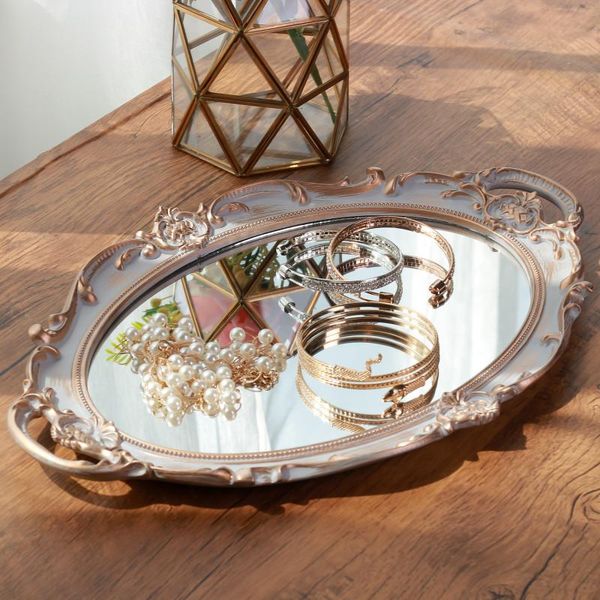 european retro mirror tray dressing table cosmetic storage jewelry plate decoration display boxes & bins
european retro mirror tray dressing table cosmetic storage jewelry plate decoration display boxes & bins
