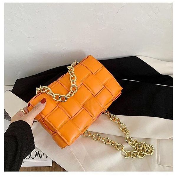 high-class handbag with metal chain, small square bag, versatile and large capacity single shoulder bag messenger bags
high-class handbag with metal chain, small square bag, versatile and large capacity single shoulder bag messenger bags
