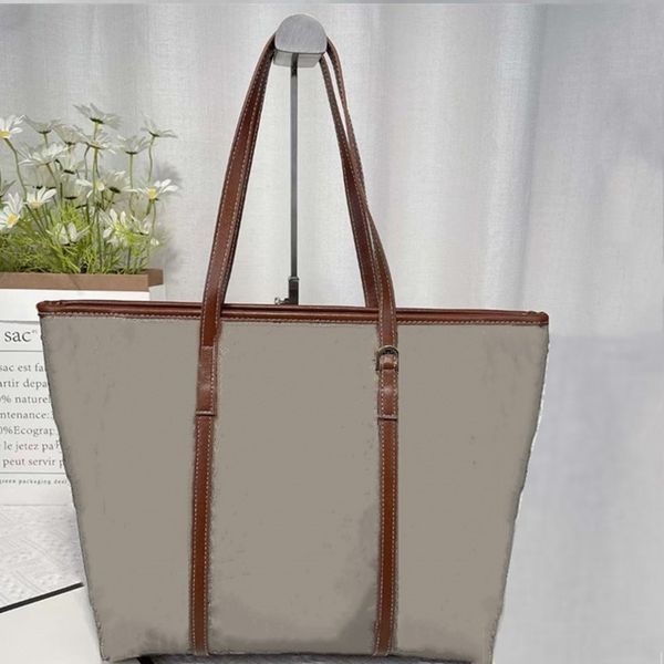 women evening party bags handbags luxury designer shoulder bagss duffle tote nylon leather famous clutch lady wallet purses large capacity 0
women evening party bags handbags luxury designer shoulder bagss duffle tote nylon leather famous clutch lady wallet purses large capacity 0
