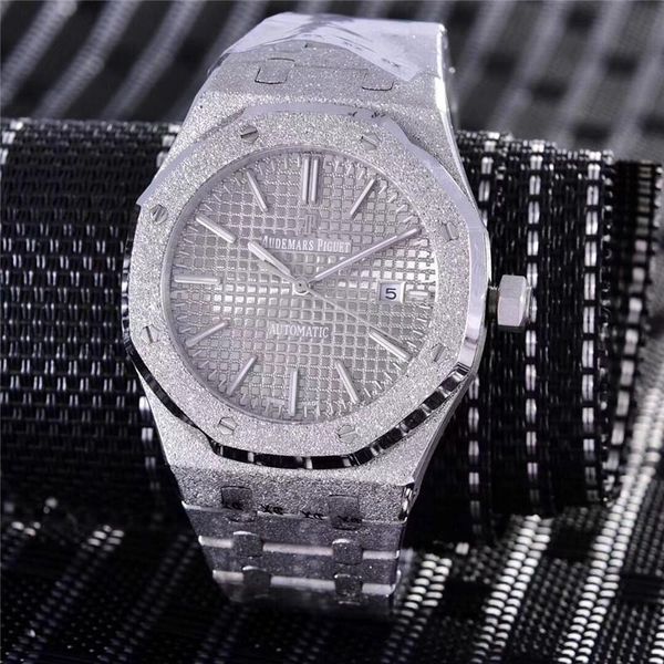 wristwatches 2021 men's watch business steel belt calendar quartz men luxury watches, Slivery;brown
wristwatches 2021 men's watch business steel belt calendar quartz men luxury watches, Slivery;brown