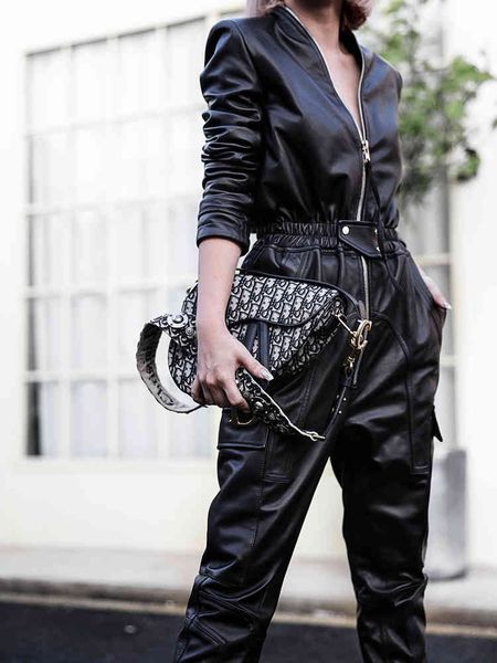 nerazzurri long black faux leather jumpsuit women long sleeve zipper plus size pu leather jumpsuits for women 2021 streetwear, Black;white
nerazzurri long black faux leather jumpsuit women long sleeve zipper plus size pu leather jumpsuits for women 2021 streetwear, Black;white