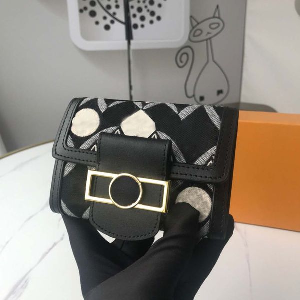wallet women lady short wallets black red color mini money purses small fold leather female coin purse card holder, Red;black
wallet women lady short wallets black red color mini money purses small fold leather female coin purse card holder, Red;black