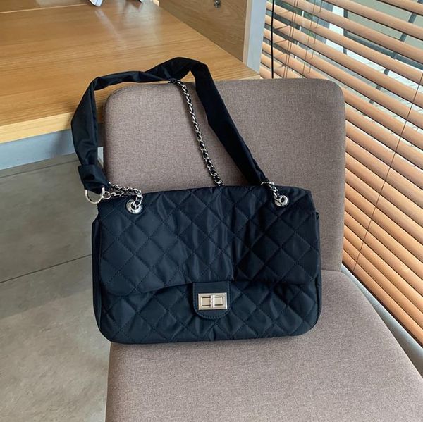 lingge chain bags women's fashion trend oxford cloth one-shoulder large-capacity underarm bag
lingge chain bags women's fashion trend oxford cloth one-shoulder large-capacity underarm bag
