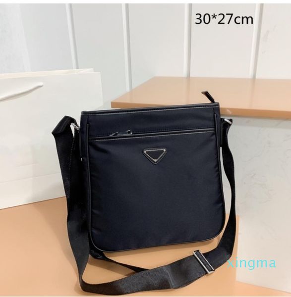 2021 mens black briefcases designer nylon shoulder bags fashion crossbody triangle messenger bag medium size men brief cases
2021 mens black briefcases designer nylon shoulder bags fashion crossbody triangle messenger bag medium size men brief cases