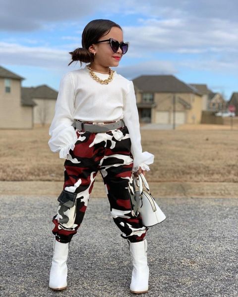 clothing sets 2pcs little girls autumn outfits solid color splicing long sleeve round collar + camouflage pants clothes set, White
clothing sets 2pcs little girls autumn outfits solid color splicing long sleeve round collar + camouflage pants clothes set, White