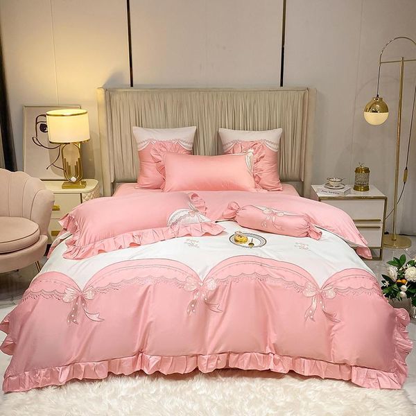 bedding sets bowknot embroidery set pink and white color matching duvet cover long-staple cotton sheet 1.5/2.0m silky home textile
bedding sets bowknot embroidery set pink and white color matching duvet cover long-staple cotton sheet 1.5/2.0m silky home textile