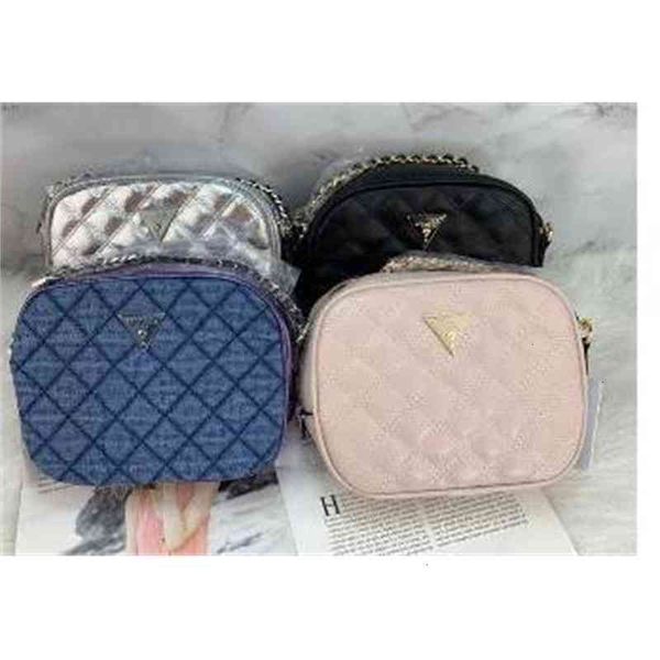 2021 new guss embroidered lingge small square bag women's single shoulder diagonal span chain fat
2021 new guss embroidered lingge small square bag women's single shoulder diagonal span chain fat