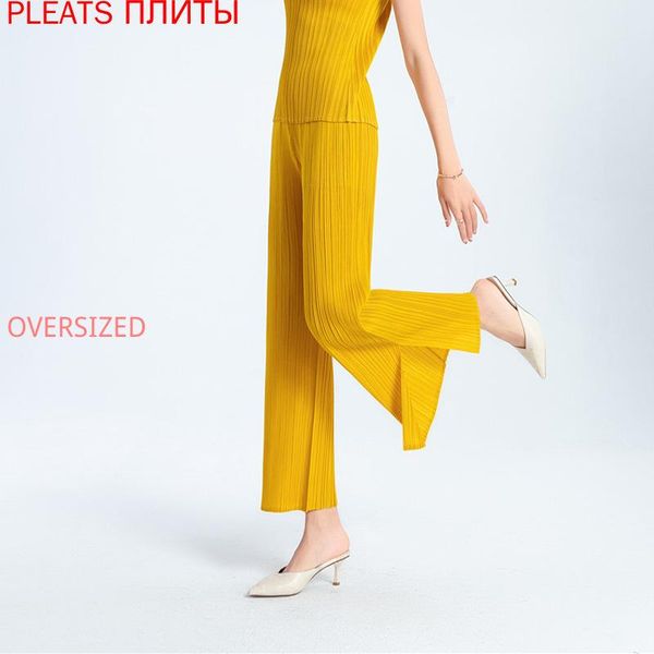 women's pants & capris miyake pleated wide-leg high-waisted cropped trousers thin tall temperament split straight all-match pleats ogge, Black;white
women's pants & capris miyake pleated wide-leg high-waisted cropped trousers thin tall temperament split straight all-match pleats ogge, Black;white