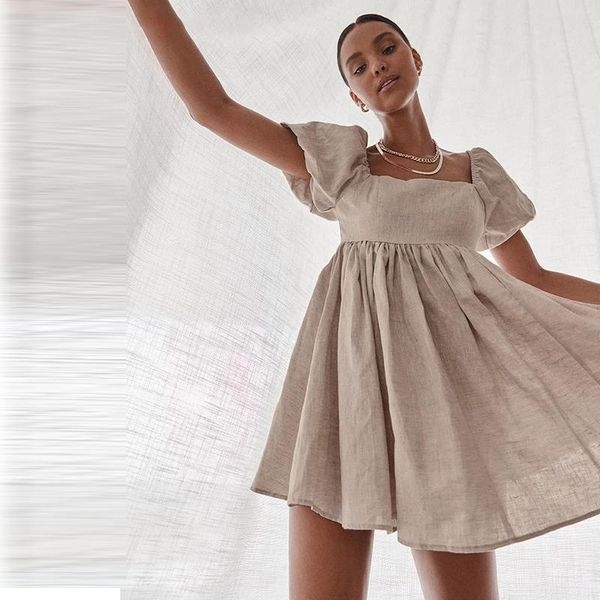 casual dresses vintage mini dress summer women puff sleeve square collar high waist a-line khaki color elegant sweet 2021, Black;gray
casual dresses vintage mini dress summer women puff sleeve square collar high waist a-line khaki color elegant sweet 2021, Black;gray