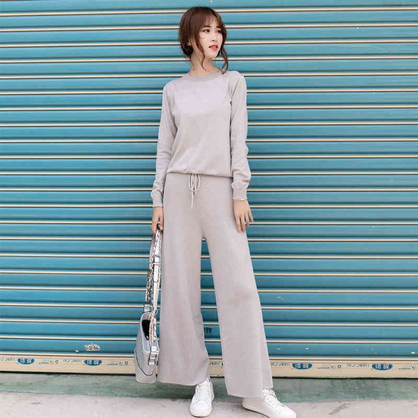 autumn winter knitted tracksuit sweatshirts casual suit women clothing two piece set knit pant sporting wide leg pants set suit 210520, White
autumn winter knitted tracksuit sweatshirts casual suit women clothing two piece set knit pant sporting wide leg pants set suit 210520, White