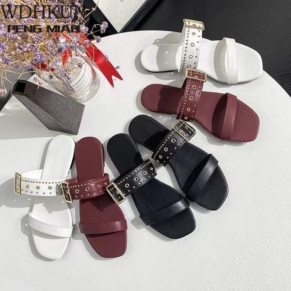 slippers women's summer sandals shoes rivet flat-bottom wear outside the word with tide cl67, Black
slippers women's summer sandals shoes rivet flat-bottom wear outside the word with tide cl67, Black