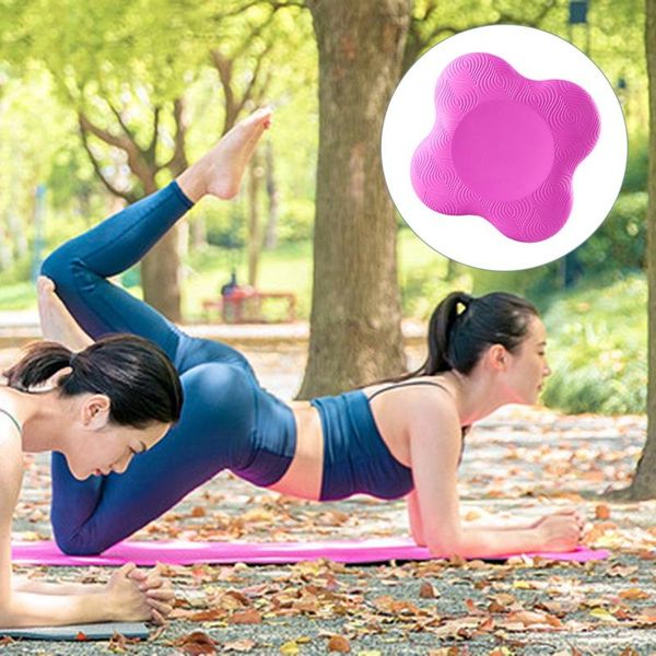 pcs/pack yoga kneeling mat cushion knees knee pad silicone support eco-friendly & lightweight mats
pcs/pack yoga kneeling mat cushion knees knee pad silicone support eco-friendly & lightweight mats