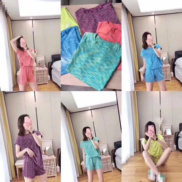 women's tracksuits quick drying suit two piece colorful ice silk cotton yoga t-shirt and shorts, Gray
women's tracksuits quick drying suit two piece colorful ice silk cotton yoga t-shirt and shorts, Gray