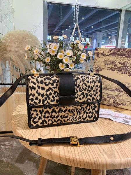 30 montaigne leopard grain designer bobby hobo saddle bag blue oblique jacquard canvas medium womens luxurys leather shoulder bags crossbody
30 montaigne leopard grain designer bobby hobo saddle bag blue oblique jacquard canvas medium womens luxurys leather shoulder bags crossbody