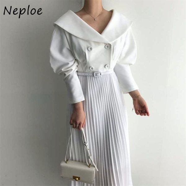 elegant turn-down collar double breasted dress women high waist puff sleeve femme pleated dresses simple vestidos 210422, Black;gray
elegant turn-down collar double breasted dress women high waist puff sleeve femme pleated dresses simple vestidos 210422, Black;gray