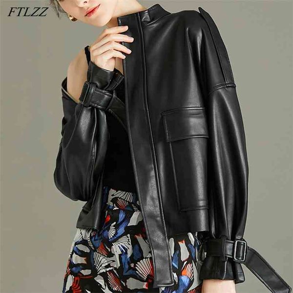 autumn women black short pu faux soft leather jacket casual female motorcycle biker zipper pocket loose coat outwear 210430
autumn women black short pu faux soft leather jacket casual female motorcycle biker zipper pocket loose coat outwear 210430
