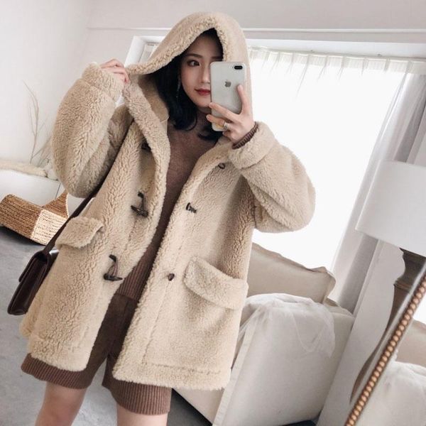 women's fur & faux pink color real sheep coat winter spring women fashion korean jacket with horn button abrigo mujer plus size parka, Black
women's fur & faux pink color real sheep coat winter spring women fashion korean jacket with horn button abrigo mujer plus size parka, Black