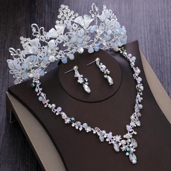 earrings & necklace baroque silver plated crystal flowers bridal jewelry sets rhinestone crown set luxury wedding hair accessories
earrings & necklace baroque silver plated crystal flowers bridal jewelry sets rhinestone crown set luxury wedding hair accessories
