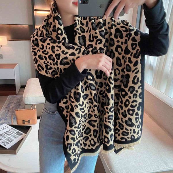 70% off design imitation cashmere scarf tassel bib female autumn and pattern new korean jacquard warm thickened air conditioning shawl, Blue;gray
70% off design imitation cashmere scarf tassel bib female autumn and pattern new korean jacquard warm thickened air conditioning shawl, Blue;gray