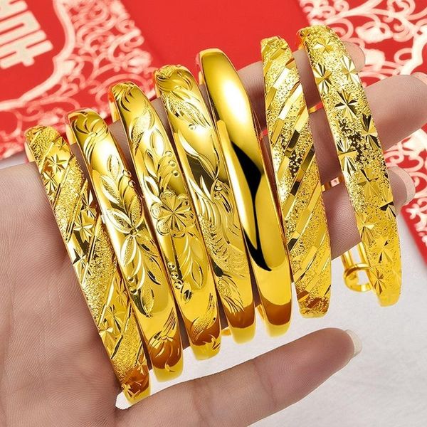 bangle sand gold bracelet for women electroplating 24k color non-fading push-pull adjustable printing imitation, Black
bangle sand gold bracelet for women electroplating 24k color non-fading push-pull adjustable printing imitation, Black