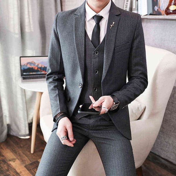 luxury men's suits blazers casual men's three piece youth handsome korean slim fit suit british style bridegroom's wedding, White;black
luxury men's suits blazers casual men's three piece youth handsome korean slim fit suit british style bridegroom's wedding, White;black