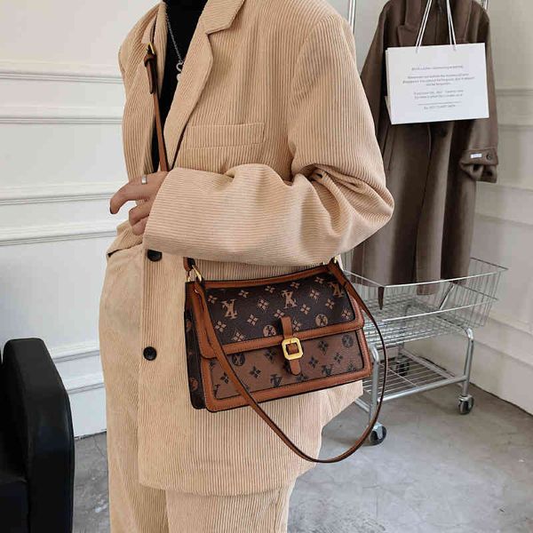 2022 factory wholesale new today, old flower fashion single shoulder is popular, fashionable, simple and versatile messenger bag
2022 factory wholesale new today, old flower fashion single shoulder is popular, fashionable, simple and versatile messenger bag