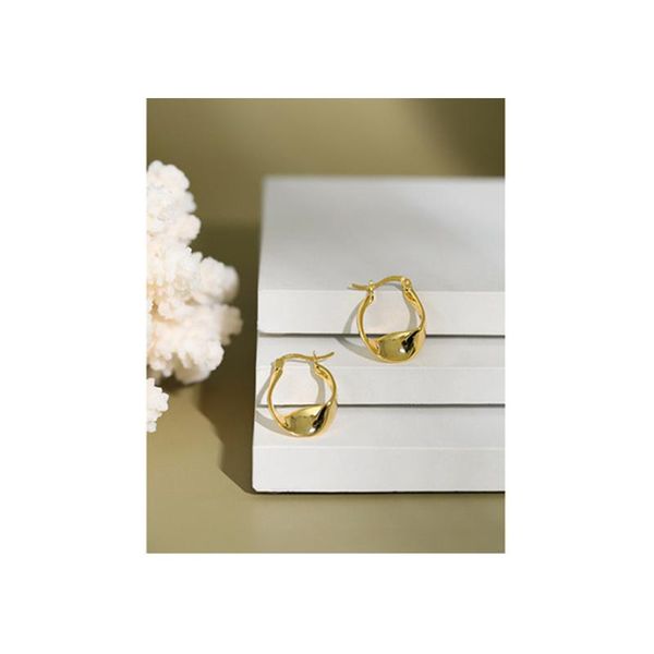 sterling silver earrings ins2021 cold scenery face twisted wild hoop & huggie, Golden;silver
sterling silver earrings ins2021 cold scenery face twisted wild hoop & huggie, Golden;silver