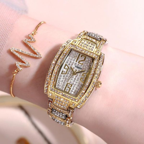 wristwatches bw high-end 18k gold diamond bracelet watch lady vintage wine barrel-shaped women's fashion luxury, Slivery;brown
wristwatches bw high-end 18k gold diamond bracelet watch lady vintage wine barrel-shaped women's fashion luxury, Slivery;brown