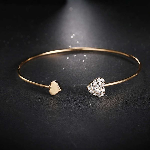 emmaya fashion heart crystal bangle gold color rhinestone bangles for women factory price q0719, Black
emmaya fashion heart crystal bangle gold color rhinestone bangles for women factory price q0719, Black
