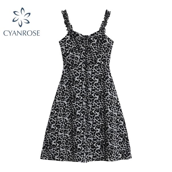 spaghetti strap crop vest dress leopard print streetwear gothic high waist slim mini frocks party club e-girl loose 210430, Black;gray
spaghetti strap crop vest dress leopard print streetwear gothic high waist slim mini frocks party club e-girl loose 210430, Black;gray