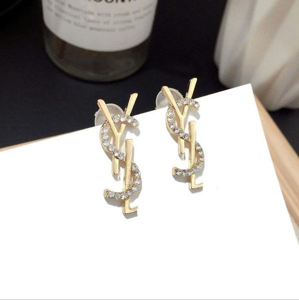 new fashion letter earrings versatile rhinestone earrings super fairy net red silver needle, Golden
new fashion letter earrings versatile rhinestone earrings super fairy net red silver needle, Golden