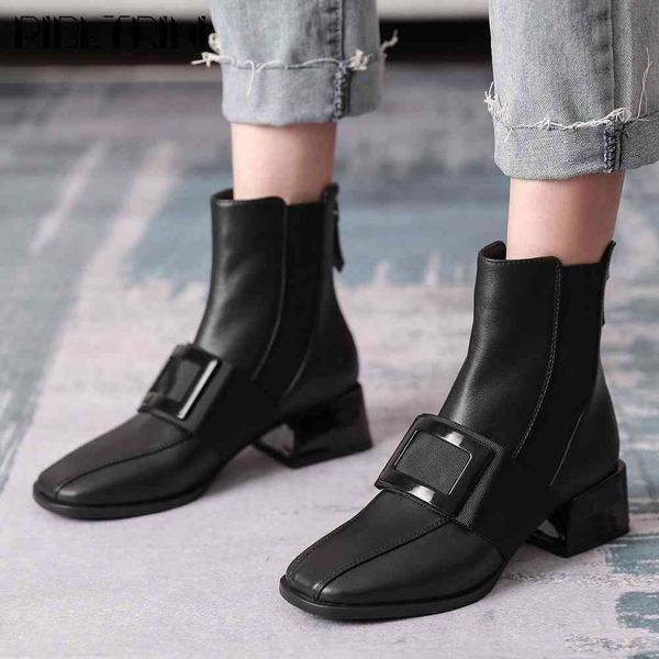 boots brand big size 43 genuine leather buckle chunky heels office lady ankle fashion winter shoes boots women, Black 
boots brand big size 43 genuine leather buckle chunky heels office lady ankle fashion winter shoes boots women, Black