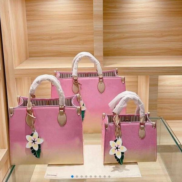 2021 women luxury designer handbags ladies tote shopping bags large capacity handbag fashion classic purse, Blue;pink
2021 women luxury designer handbags ladies tote shopping bags large capacity handbag fashion classic purse, Blue;pink