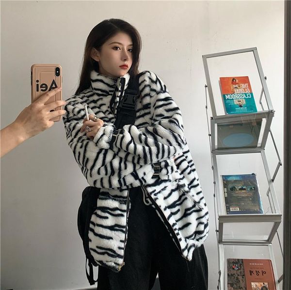 women's fur & faux rewind autumn and winter loose black white zebra print rex stand-up collar plush cotton jacket
women's fur & faux rewind autumn and winter loose black white zebra print rex stand-up collar plush cotton jacket