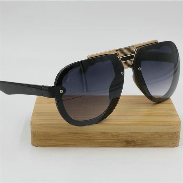 2021 selling fashion men designer sunglasses combination frame anti-uv400 lens sun glasses uv400 shades gafas de sol hombre, White;black
2021 selling fashion men designer sunglasses combination frame anti-uv400 lens sun glasses uv400 shades gafas de sol hombre, White;black