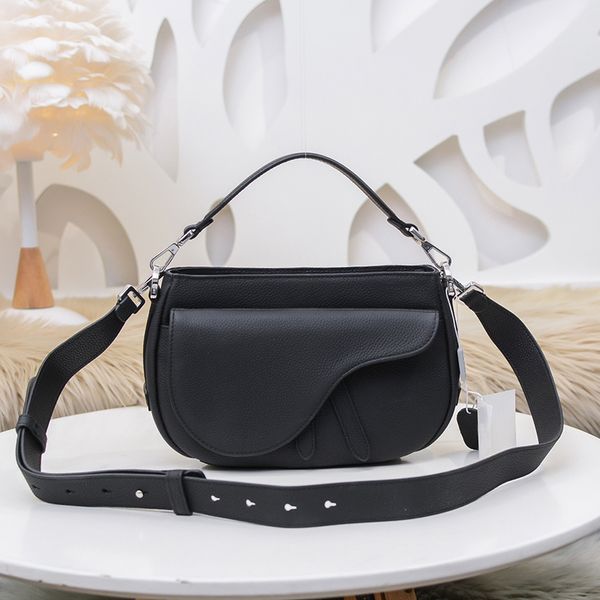 mini saddle soft bag mens bags designer luxurious classic men handbag genuine leather fashion vintage shoulder man casual handbags zippy wit, Black;red
mini saddle soft bag mens bags designer luxurious classic men handbag genuine leather fashion vintage shoulder man casual handbags zippy wit, Black;red