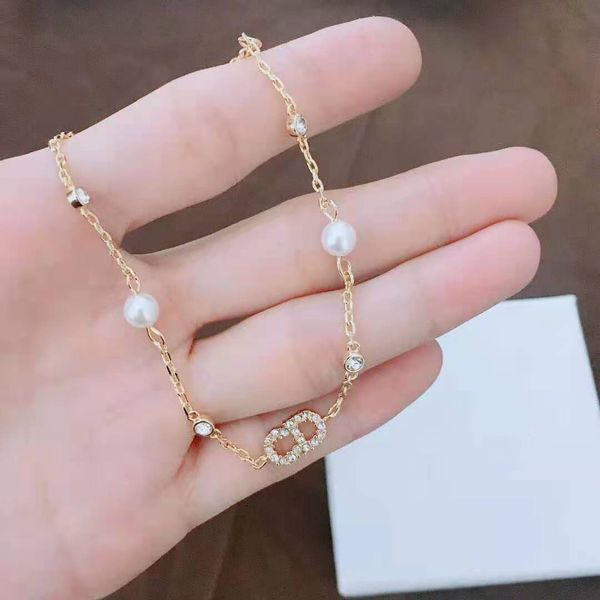design jewelry /d home fashion letter female voice trembling red with the same tiktok bracelet accessories, Golden;silver
design jewelry /d home fashion letter female voice trembling red with the same tiktok bracelet accessories, Golden;silver