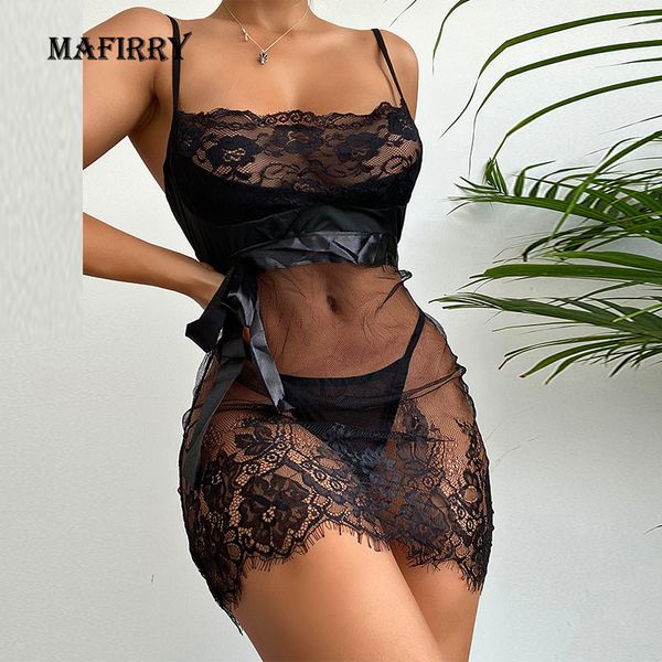 women lace lingerie perspective slim dress thong set solid color lacing up exotic underwear ladies sleepwear nightdress, Red;black
women lace lingerie perspective slim dress thong set solid color lacing up exotic underwear ladies sleepwear nightdress, Red;black